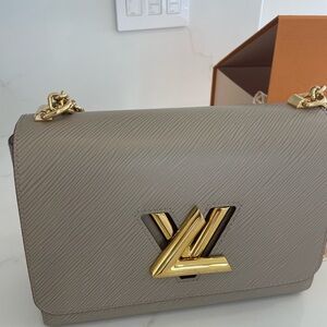 Louis Vuitton twist brand new